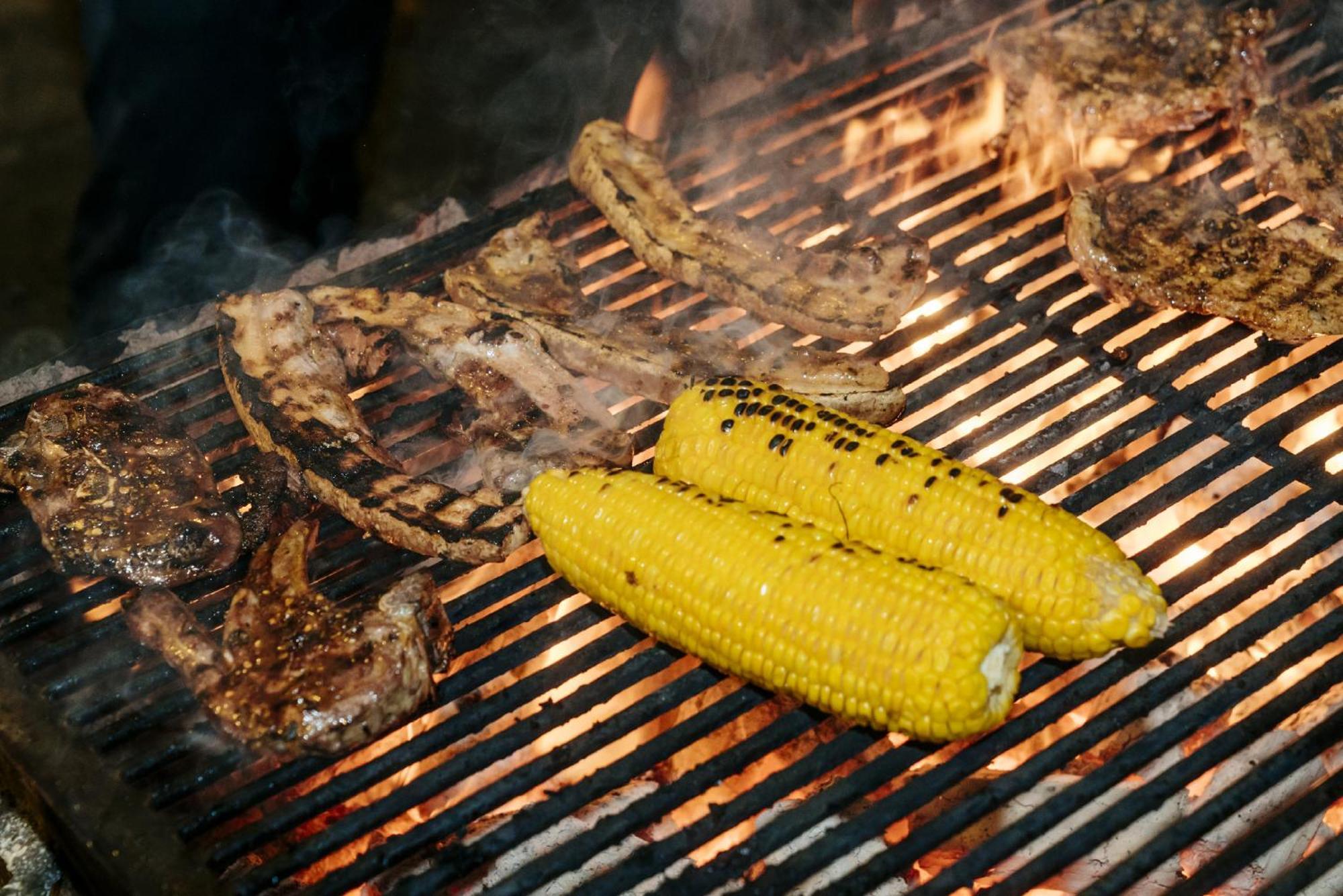 Blue Bay Resort - Access To Pool And Beach-Phuket & Krabi Яо-Яй Экстерьер фото Corn cobs on a barbecue
