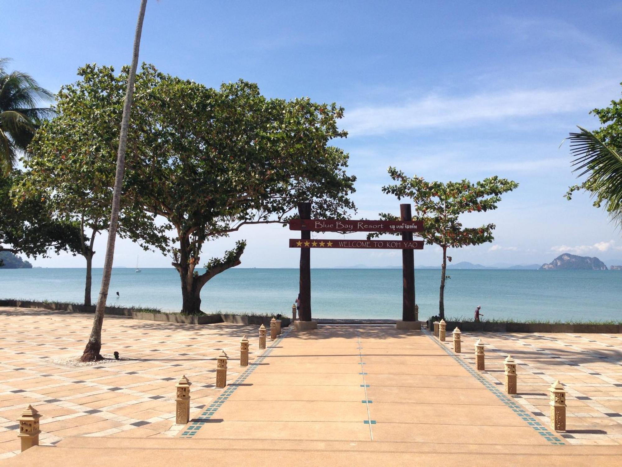 Blue Bay Resort - Access To Pool And Beach-Phuket & Krabi Яо-Яй Экстерьер фото The Thai-Chinese memorial at Phuket viewpoint